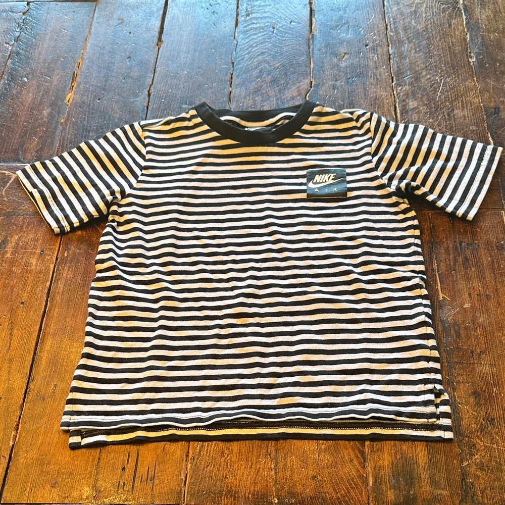 Nike Kids Black and White Striped Tee. Size Medium